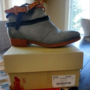 ***SOLD*** A.S. 98 Booties